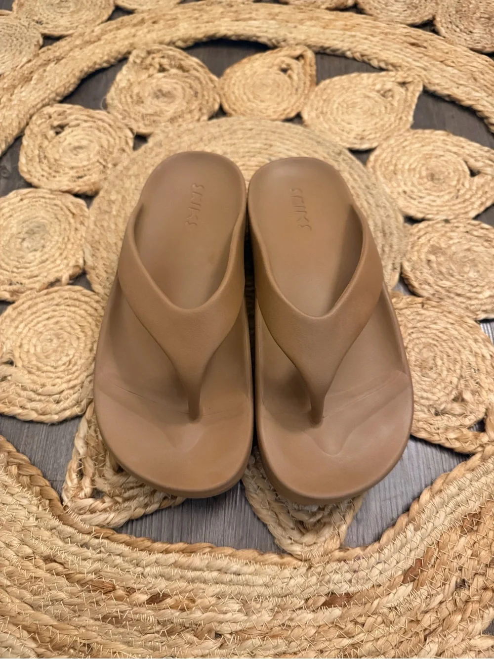 SKIMS Women's Tan Foam Slide Sandals - Neutral Slip-On Slides EU 38